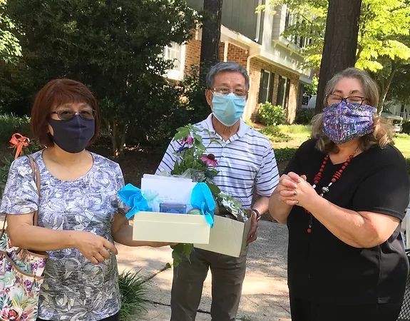 疫情中與台灣同鄉會合作贈送口罩給需要的單位